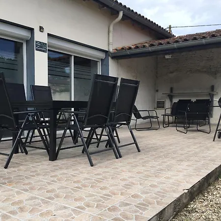 別荘 Le Cheval Noir Rouillac